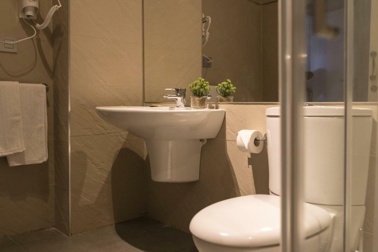 San Jeronimo 17 Suites กรานาดา ภายนอก รูปภาพ